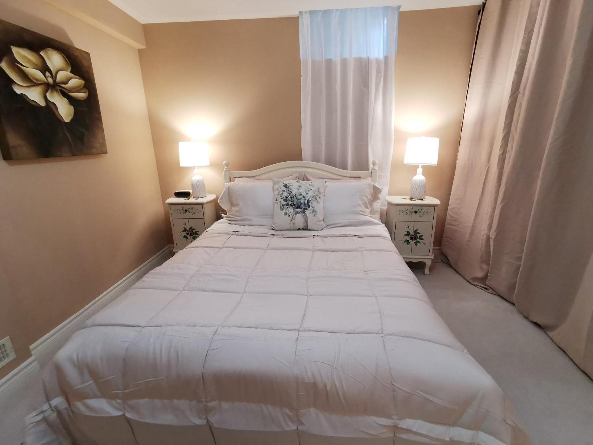 4 Bedroom 3 Washroom Charming Home In Markham With Warm Cozy Vibe Exteriér fotografie