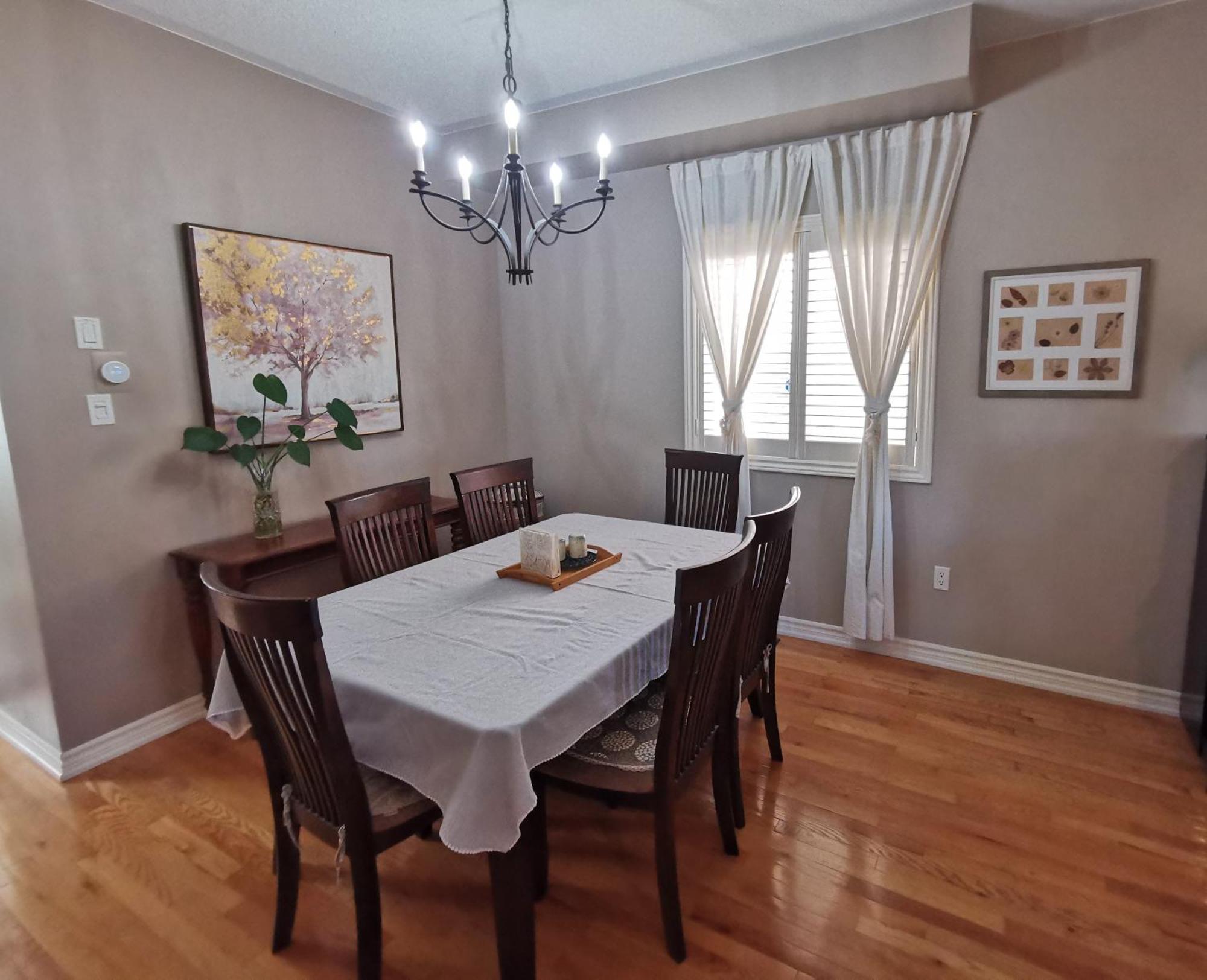 4 Bedroom 3 Washroom Charming Home In Markham With Warm Cozy Vibe Exteriér fotografie
