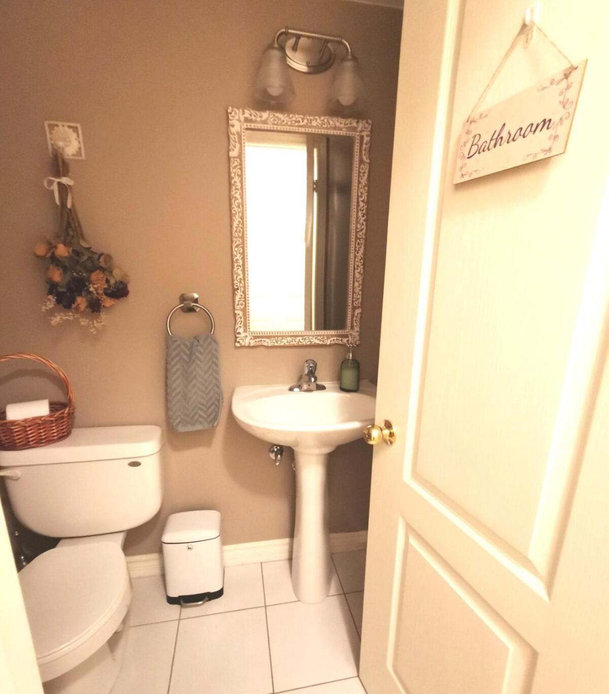 4 Bedroom 3 Washroom Charming Home In Markham With Warm Cozy Vibe Exteriér fotografie