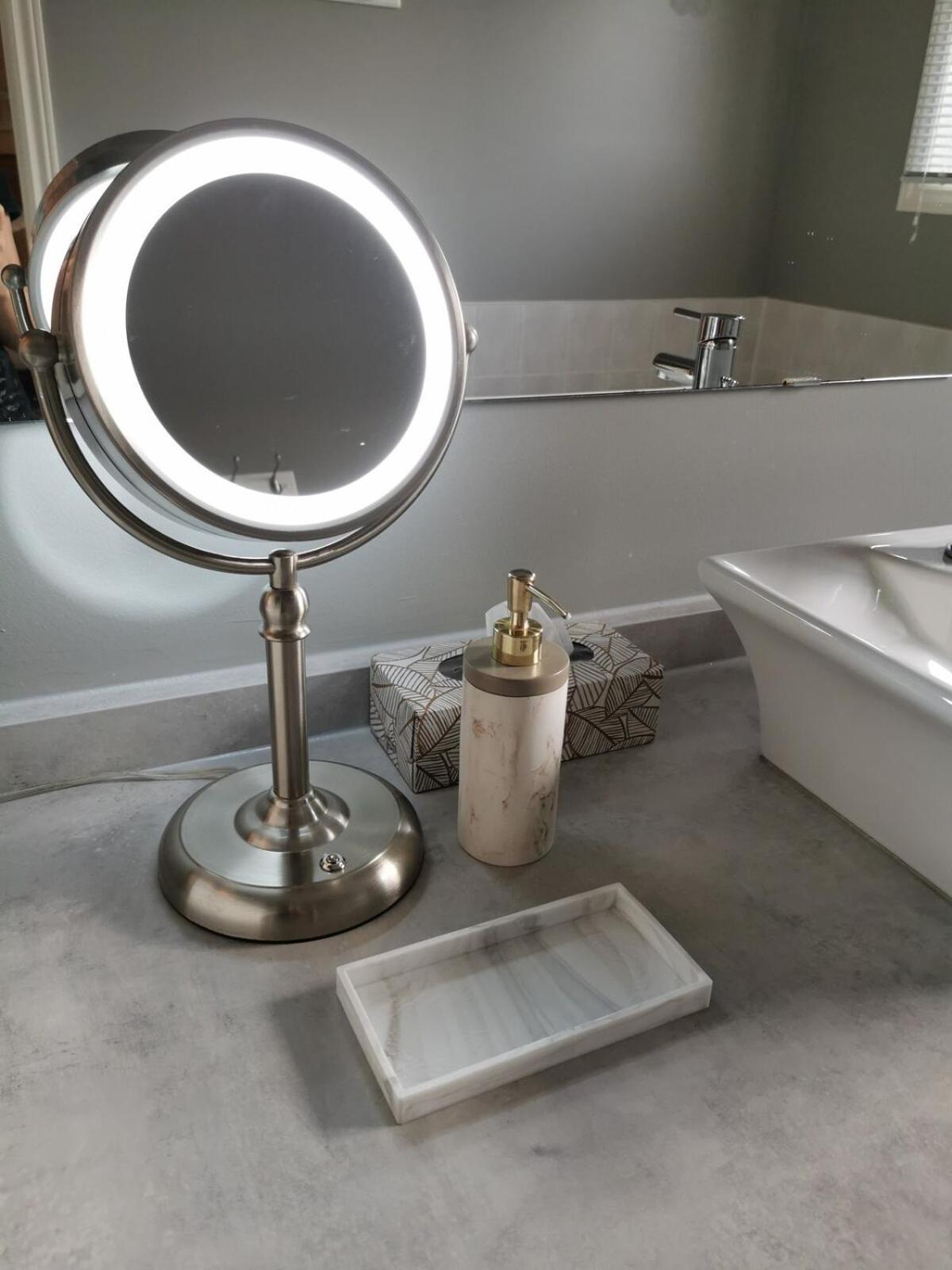 4 Bedroom 3 Washroom Charming Home In Markham With Warm Cozy Vibe Exteriér fotografie