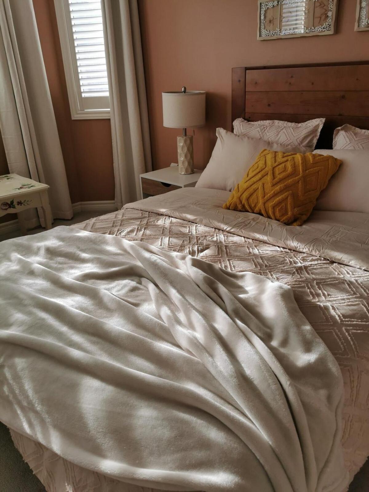 4 Bedroom 3 Washroom Charming Home In Markham With Warm Cozy Vibe Exteriér fotografie